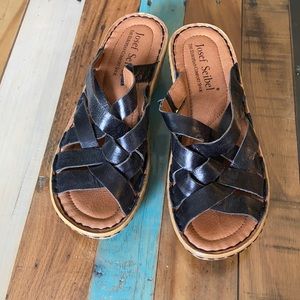 Josef Seibel Size 37 (6 US) Slip on Sandal